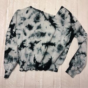 Line and Dot women’s asymmetrical off shoulder black tie dye sweater size medium
